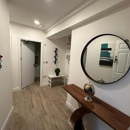 Parnell Apartment