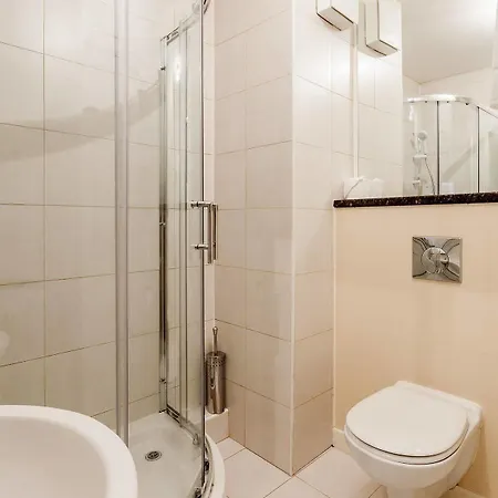 Parnell Apartment *